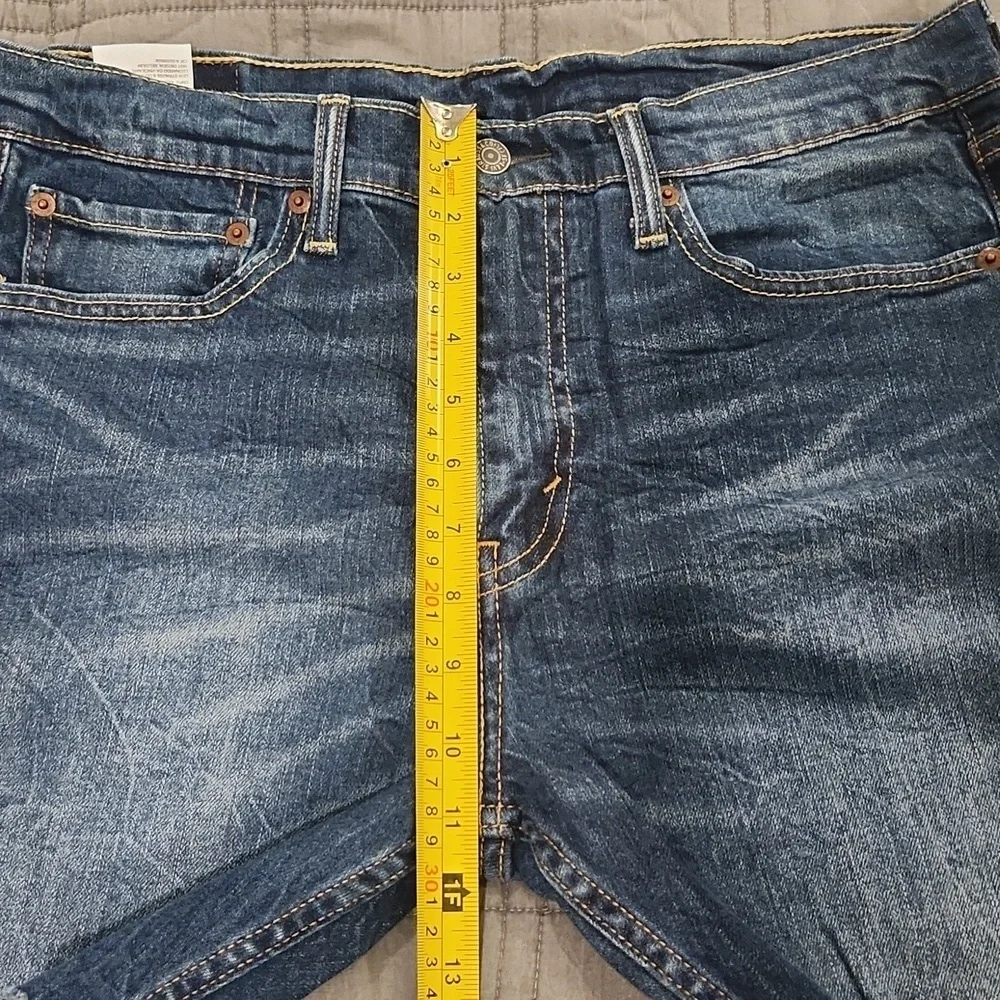 Levi's Distressed Dark Wash Denim 510 Cutoff Shorts for Men Size 33!